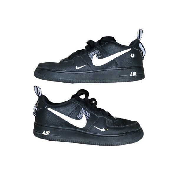 RARE 2018 Nike Air Force 1 Utility Black White Size 7 - Picture 8 of 15